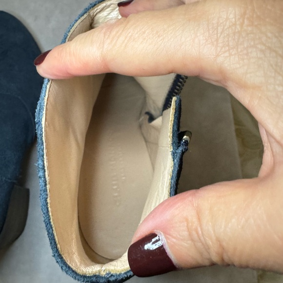 Club Monaco suede booties, size 6.5 - Picture 6 of 8